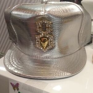 Silver Crocodile Pattern Cap with Gold Embellishment